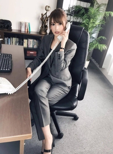 国内精品人妻久久久影院蜜桃国内精品人妻久久久影院蜜桃，探索家庭情感与电影艺术的完美结合