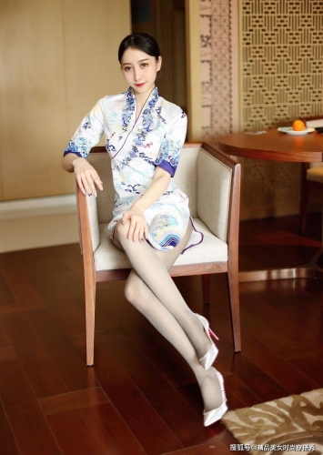 制服丝袜 中文字幕精品