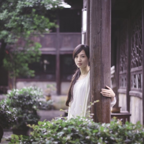 人人在线，人妻在线，网络世界的真实写照人人在现